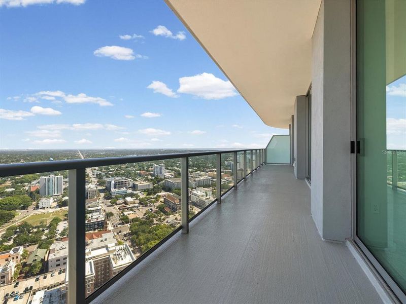 Condo located in St. Petersburg, FL showcasing its design and architecture (Image 33). Condo located in St. Petersburg, FL showcasing its design and architecture (Image 33).