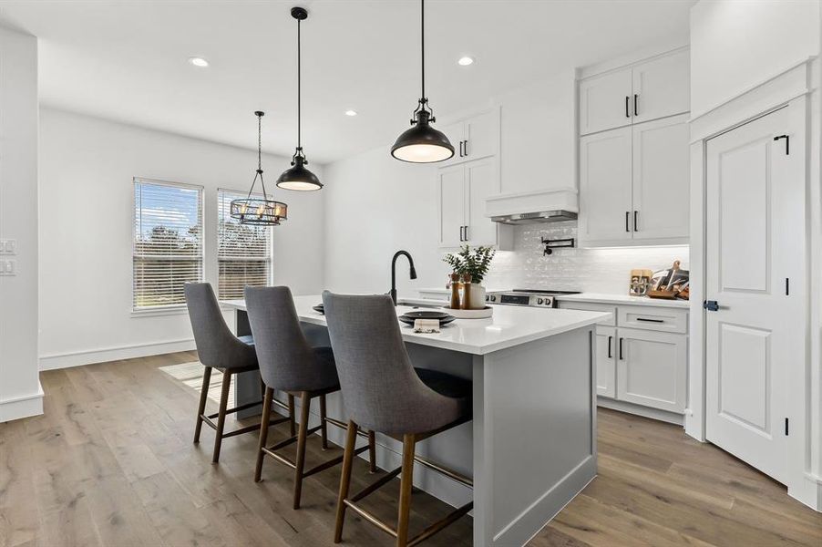 Furnished interior view inside a new home in , Quinlan (Image 5).