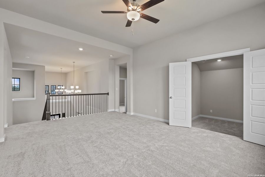Spacious, unfurnished interior of a new home in Nopal Valley, San Antonio (Image 31). Spacious, unfurnished interior of a new home in Nopal Valley, San Antonio (Image 31).