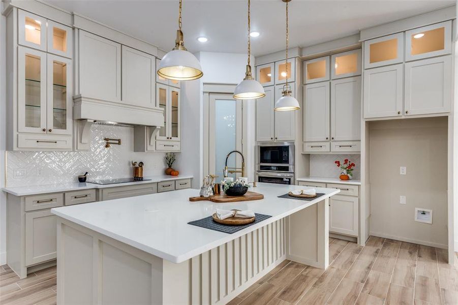 Furnished interior view inside a new home in , Lake Worth (Image 6).