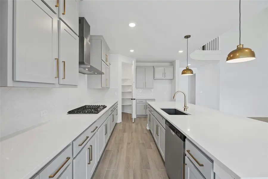 Representative image. Features, specifications, selections and colors may vary. Representative image. Features, specifications, selections and colors may vary.