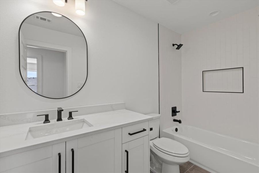 Furnished interior view inside a new home in , Rowlett (Image 4).