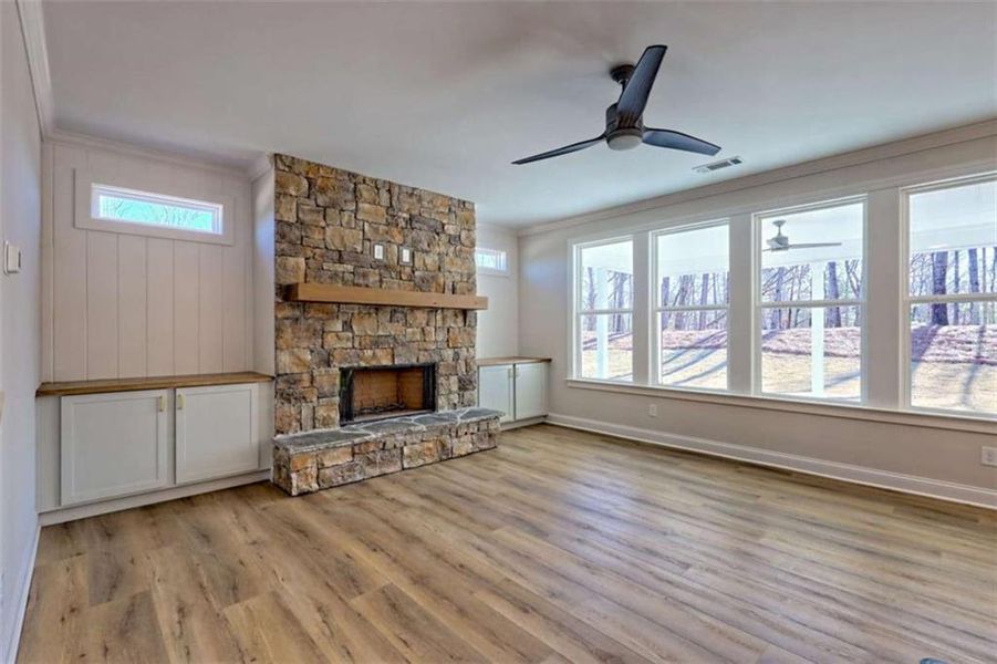 Image 89 of a home in .