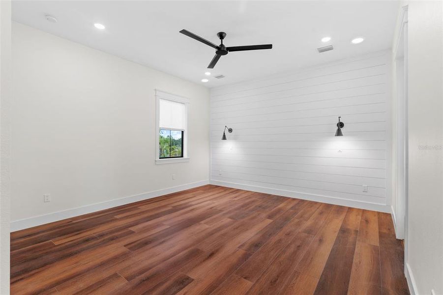 Spacious, unfurnished interior of a new home in , St. Petersburg (Image 21).