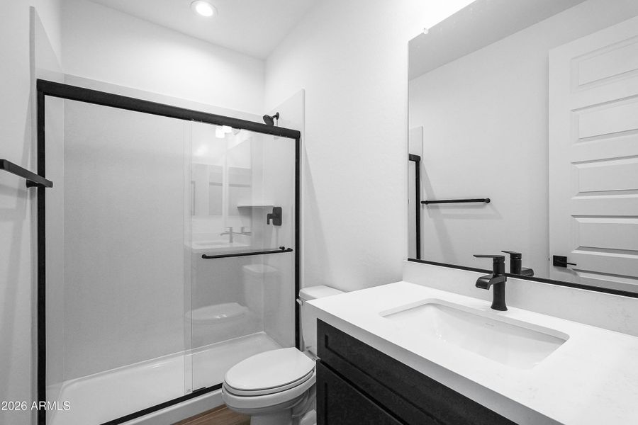 hj-az-phoenix-asante-journey-overland-lo