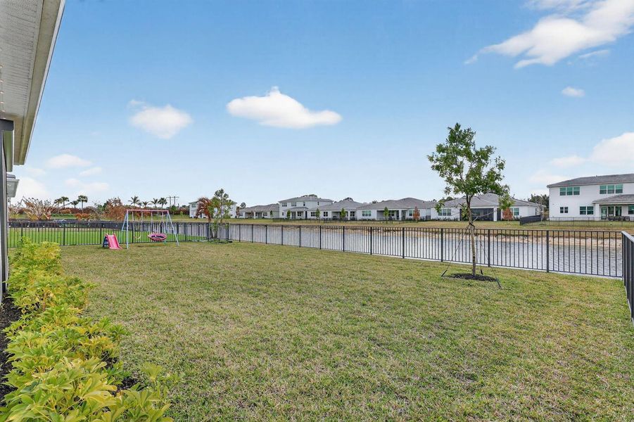 72-web-or-mls-7R7A2972 72-web-or-mls-7R7A2972