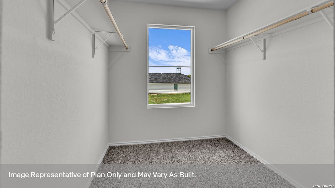 Spacious, unfurnished interior of a new home in , Luling (Image 15).