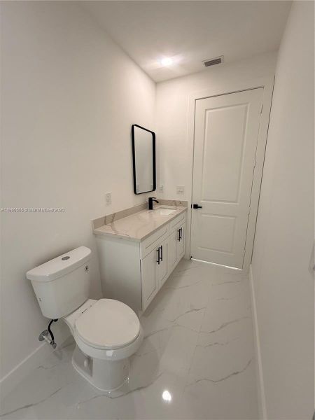 Furnished interior view inside a new home in , Lehigh Acres (Image 3).