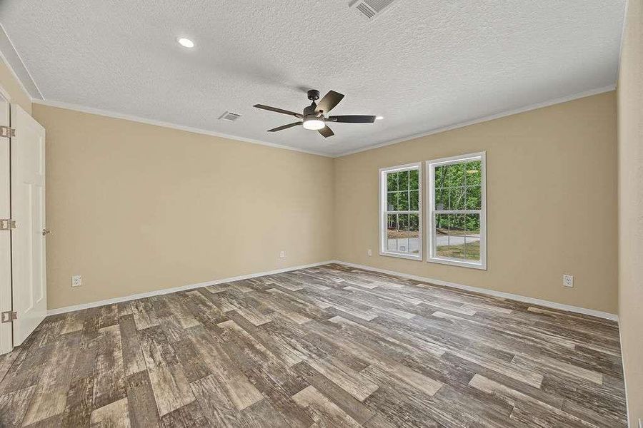 Spacious, unfurnished interior of a new home in , Eatonton (Image 23).