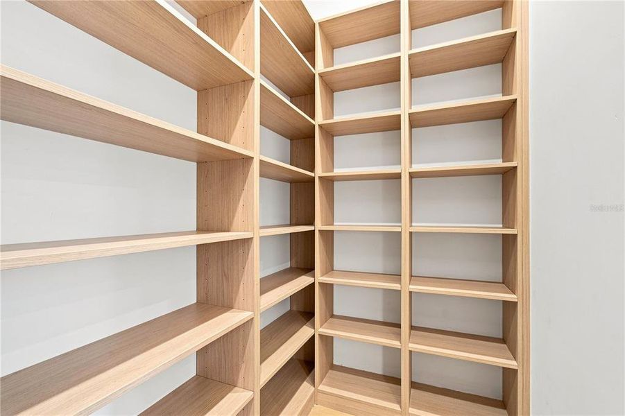 Close-up of interior finishes inside a home in , Tampa (Image 21).