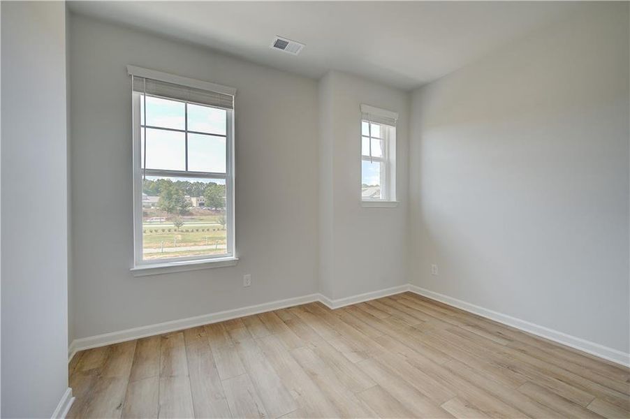 Spacious, unfurnished interior of a new home in Daybreak, Newnan (Image 22).