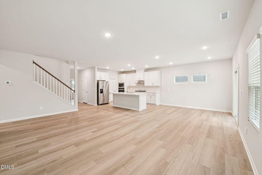 10-web-or-mls-Raleigh - Oak Manor - 137