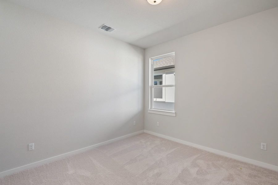 Spacious, unfurnished interior of a new home in Flora, Hutto (Image 17).