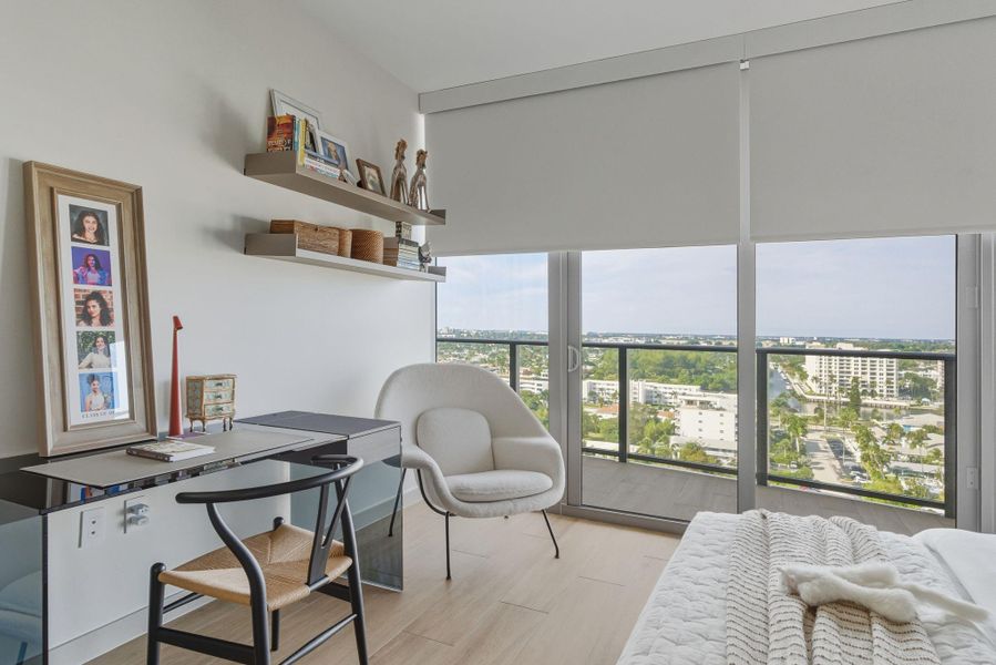 Furnished interior view inside a new home in , Pompano Beach (Image 36). Furnished interior view inside a new home in , Pompano Beach (Image 36).