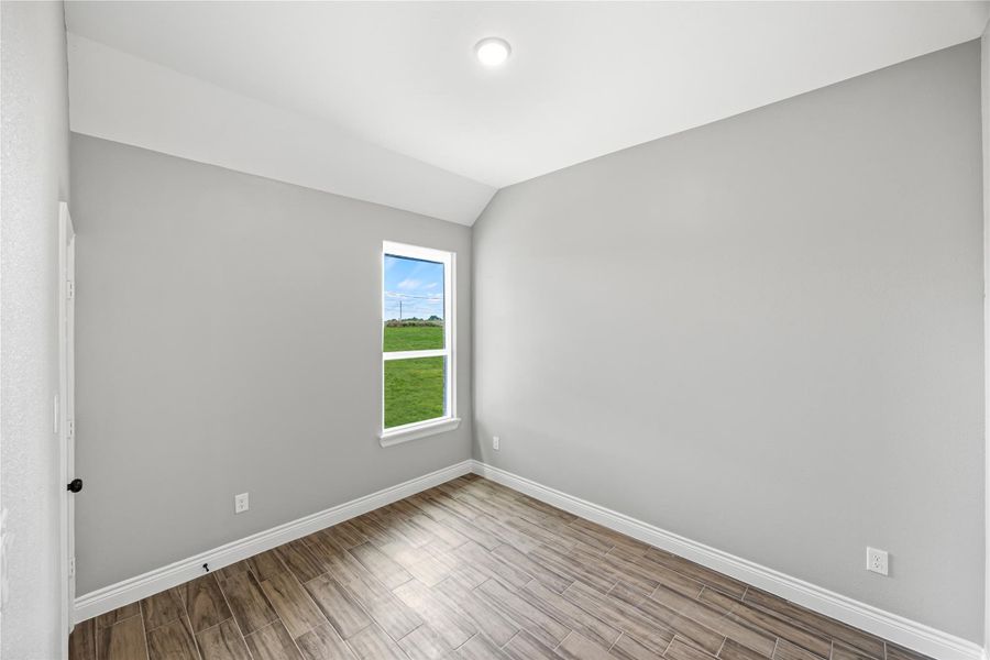 Spacious, unfurnished interior of a new home in , Prairie View (Image 10).