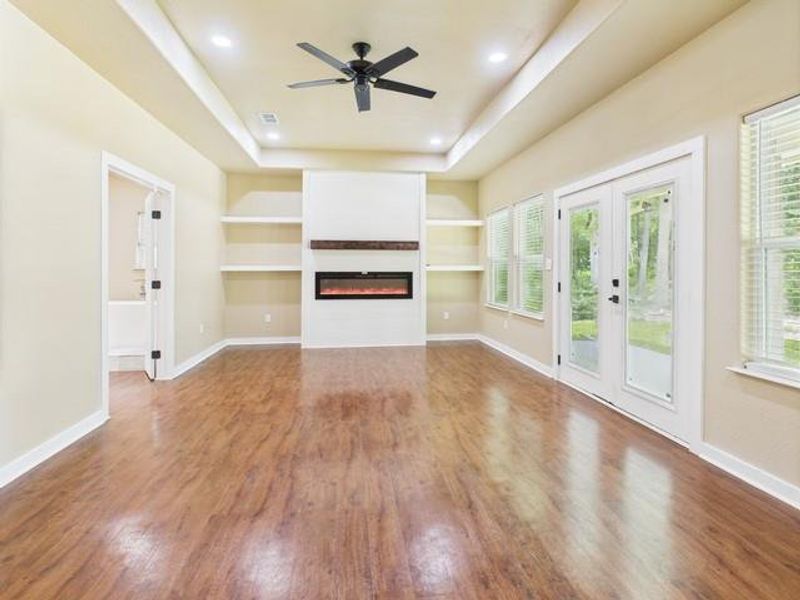 Spacious, unfurnished interior of a new home in , Athens (Image 21). Spacious, unfurnished interior of a new home in , Athens (Image 21).