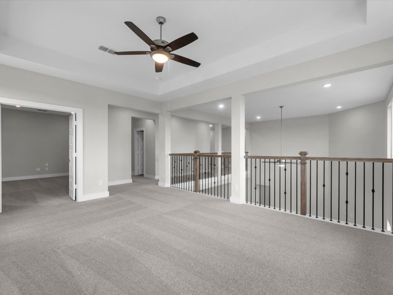 Spacious, unfurnished interior of a new home in Dunham Pointe, Cypress (Image 20). Spacious, unfurnished interior of a new home in Dunham Pointe, Cypress (Image 20).