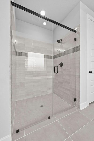 Representative image. Features, specifications, selections and colors may vary. Representative image. Features, specifications, selections and colors may vary.