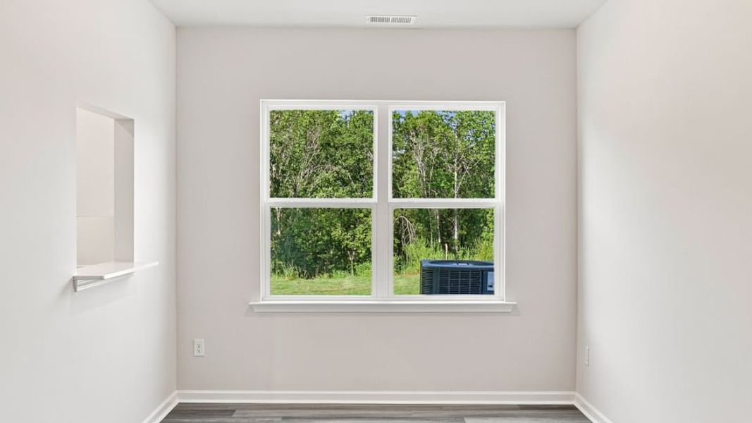 Spacious, unfurnished interior of a new home in Baxter Village, Boiling Springs (Image 19).