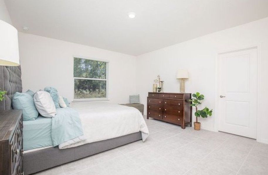 Furnished interior view inside a new home in Coastal Communities, Edgewater (Image 9).