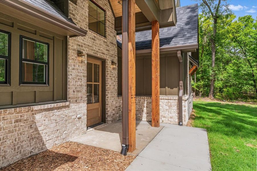 Exterior details and patio area of a home in , Grand Saline (Image 3).