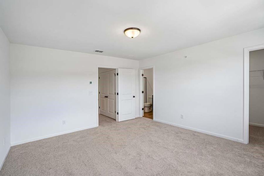 Spacious, unfurnished interior of a new home in Laurelwood, Douglasville (Image 24). Spacious, unfurnished interior of a new home in Laurelwood, Douglasville (Image 24).