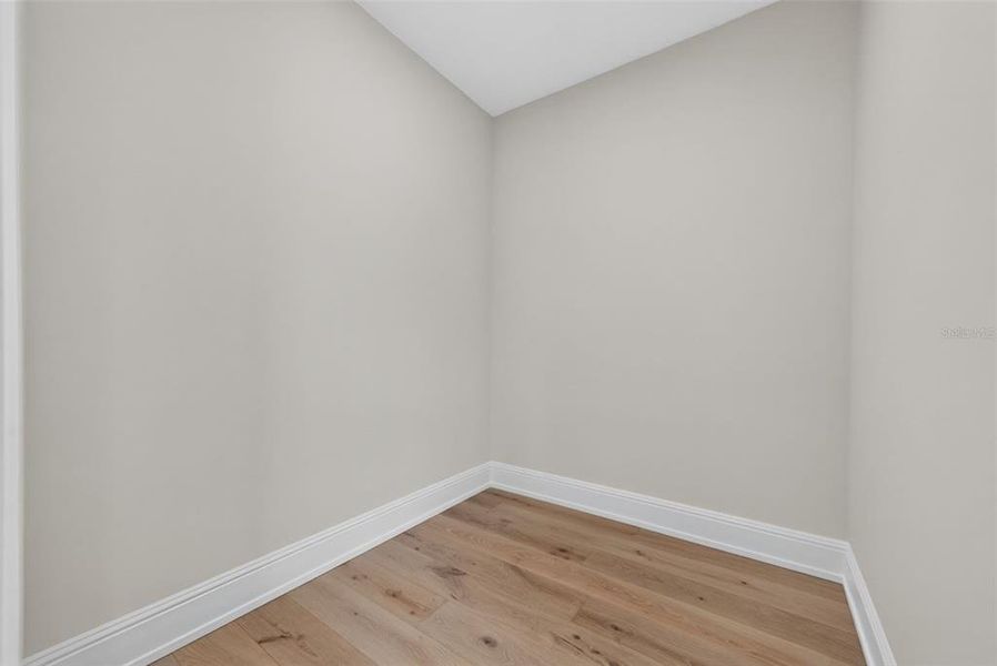 Spacious, unfurnished interior of a new home in , Sarasota (Image 62). Spacious, unfurnished interior of a new home in , Sarasota (Image 62).