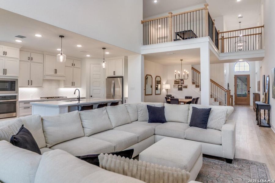 Furnished interior view inside a new home in Ventana Park, Bulverde (Image 34). Furnished interior view inside a new home in Ventana Park, Bulverde (Image 34).