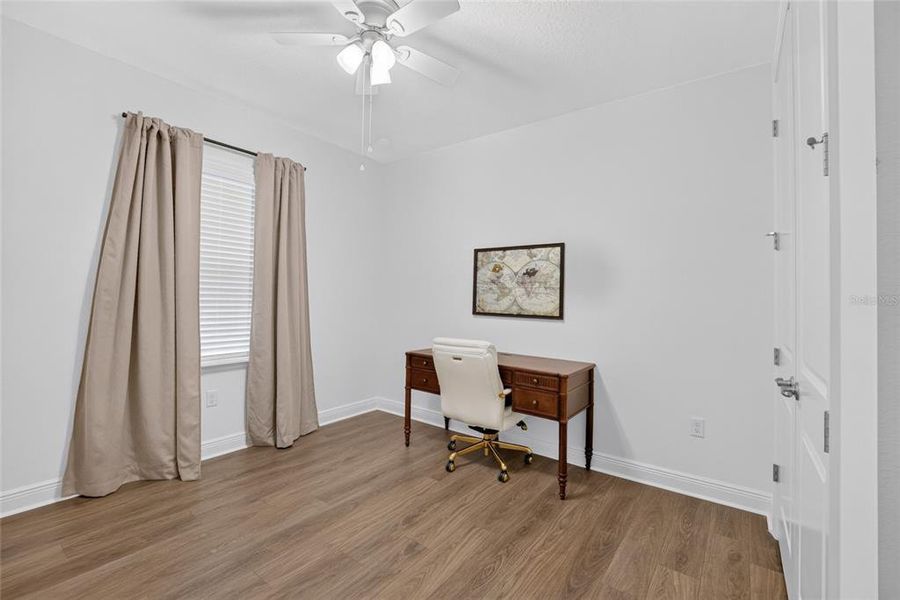 Furnished interior view inside a new home in , Alachua (Image 6).