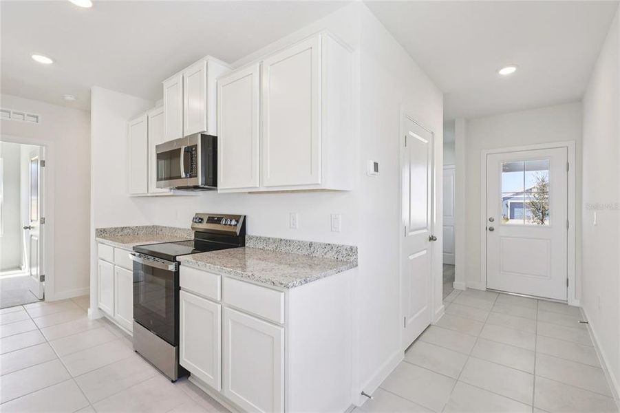 Furnished interior view inside a new home in Hamilton Bluff, Haines City (Image 16).