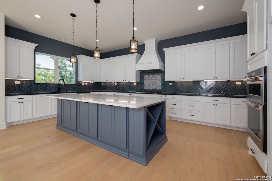 Furnished interior view inside a new home in , New Braunfels (Image 10).