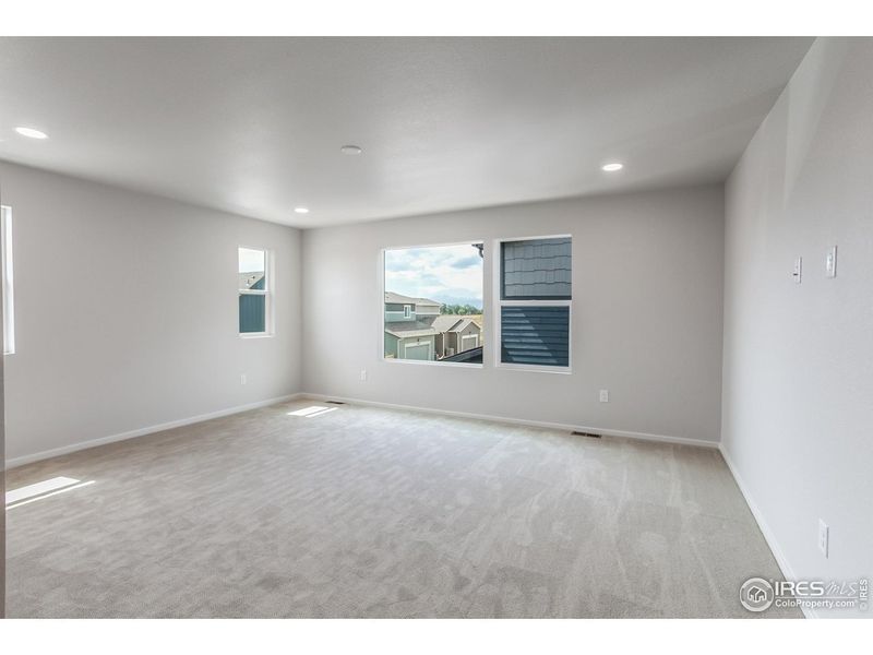 Spacious, unfurnished interior of a new home in , Timnath (Image 30). Spacious, unfurnished interior of a new home in , Timnath (Image 30).