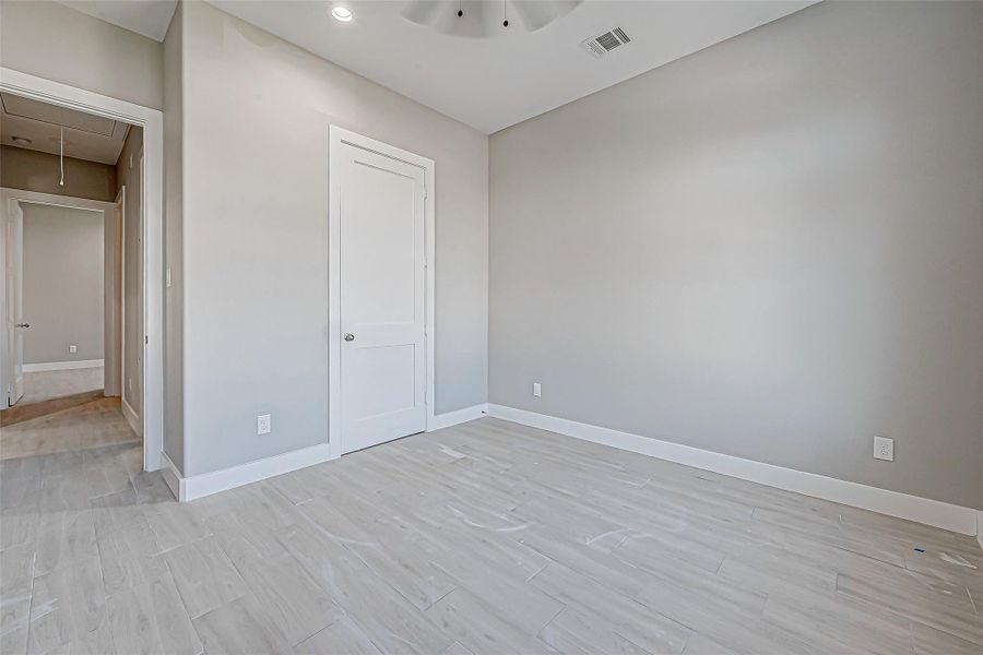 Spacious, unfurnished interior of a new home in , Needville (Image 29). Spacious, unfurnished interior of a new home in , Needville (Image 29).