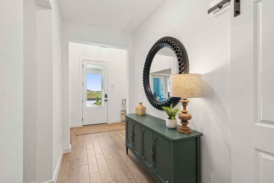 Welcoming foyer (*Photo not of actual home and used for illustration purposes only.) Welcoming foyer (*Photo not of actual home and used for illustration purposes only.)