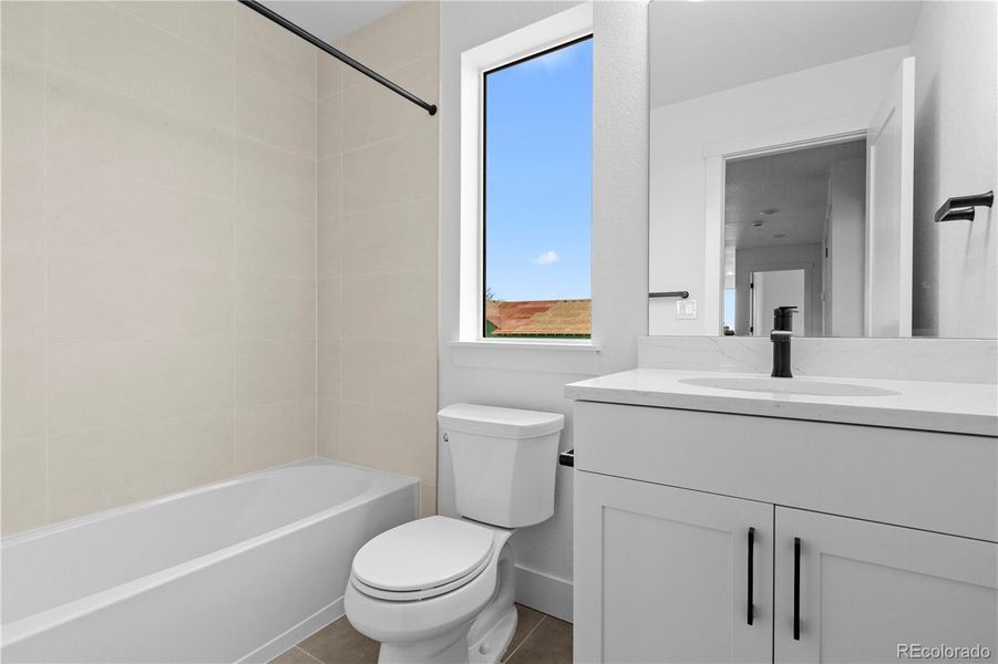 Furnished interior view inside a new home in Dillon Pointe - Skyview, Broomfield (Image 5).