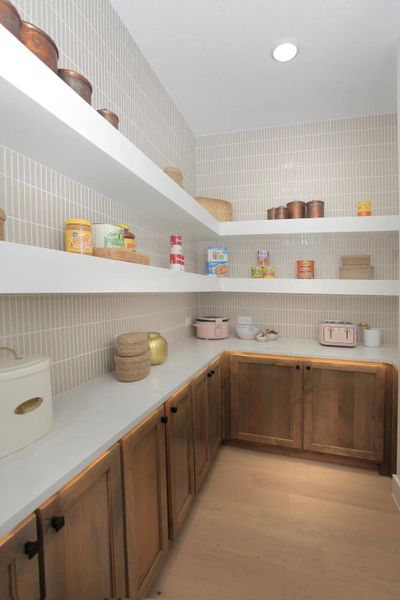 Eastland II Working Pantry
