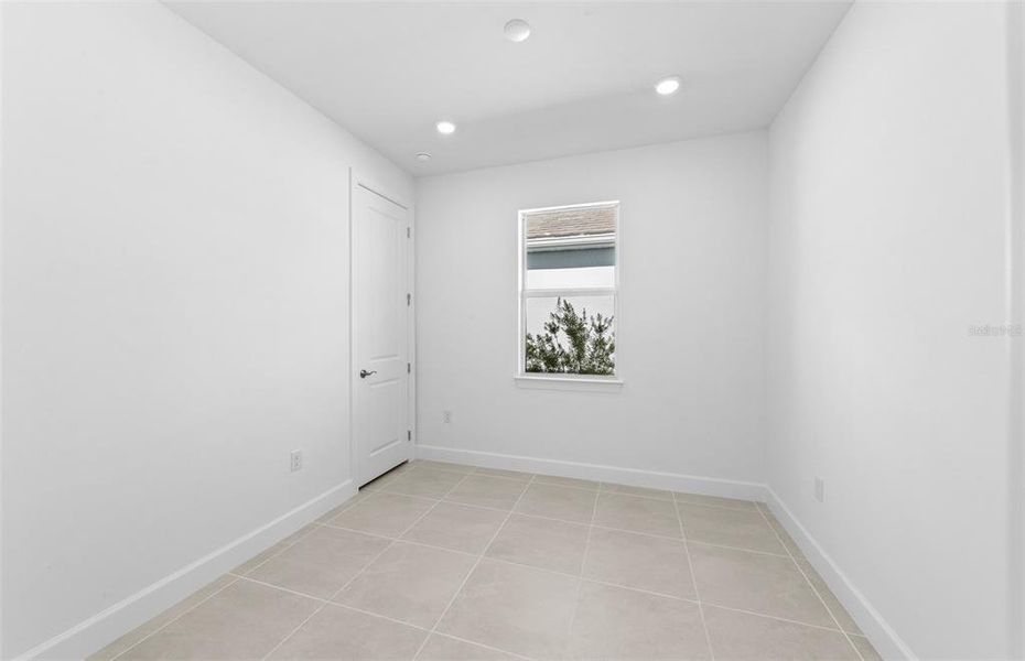 Spacious, unfurnished interior of a new home in BeachWalk by Manasota Key, Englewood (Image 18). Spacious, unfurnished interior of a new home in BeachWalk by Manasota Key, Englewood (Image 18).