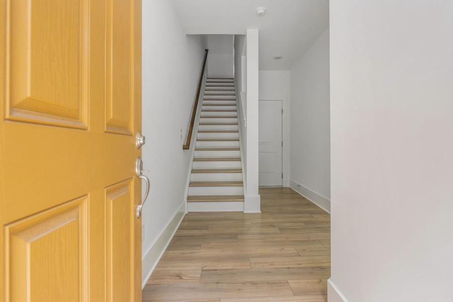 Spacious, unfurnished interior of a new home in Park Vue, Atlanta (Image 18).