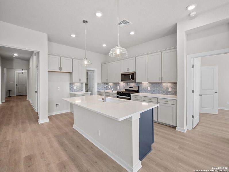 Furnished interior view inside a new home in Weltner Farms, New Braunfels (Image 3).