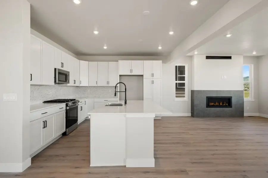 Furnished interior view inside a new home in Trumark Homes at Sterling Ranch, Littleton (Image 4).