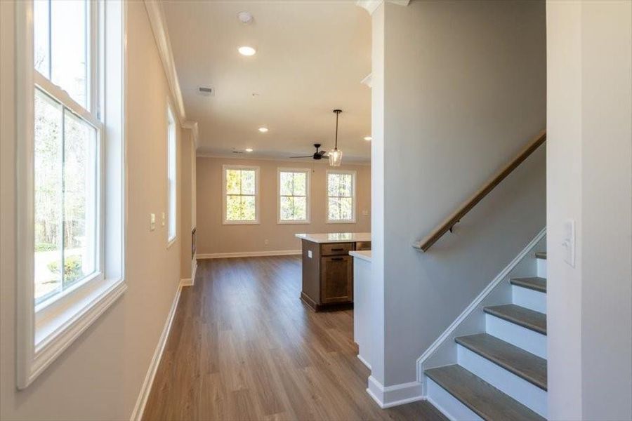 Spacious, unfurnished interior of a new home in Cherokee Township, Acworth (Image 29).