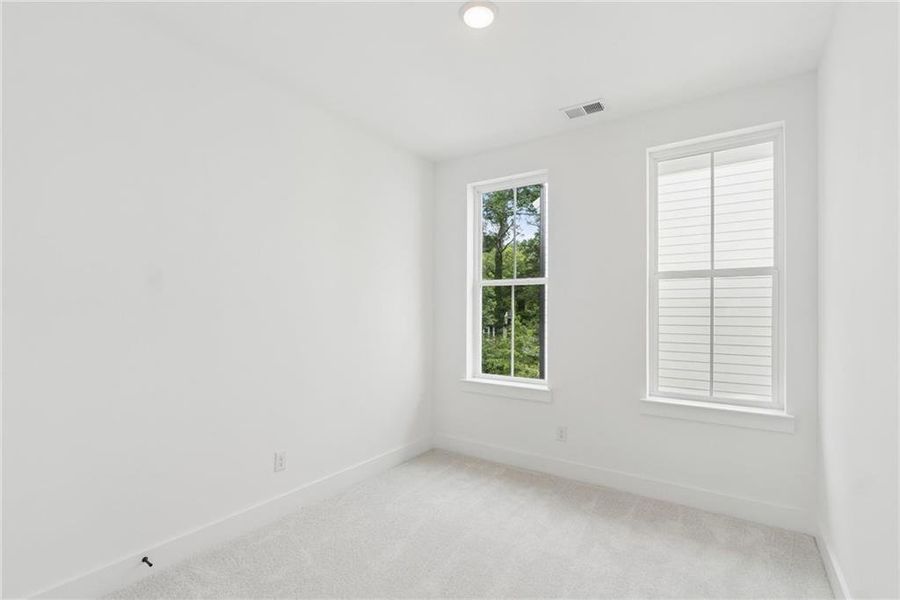 Spacious, unfurnished interior of a new home in Celesta, Scottdale (Image 13).