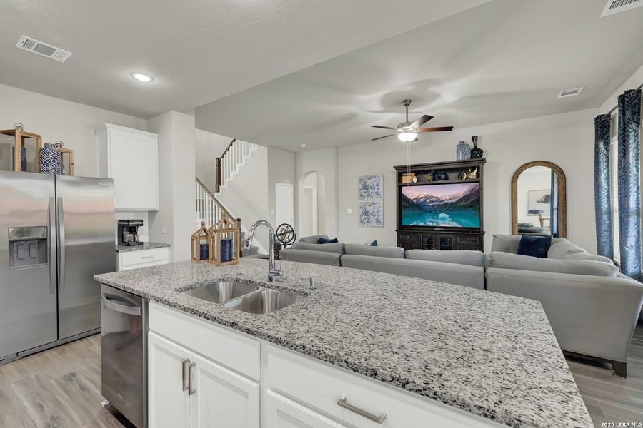 Furnished interior view inside a new home in Buffalo Crossing, Cibolo (Image 5).