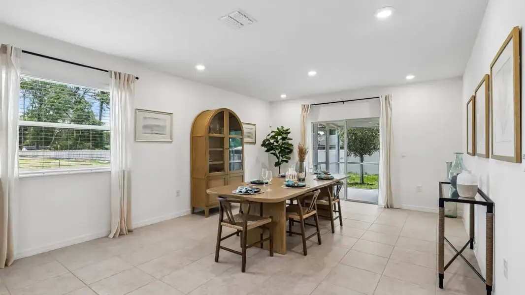 Representative furnished interior of a home built from the Maple by Maronda Homes in Cassie Oaks, Jacksonville (Image 18).