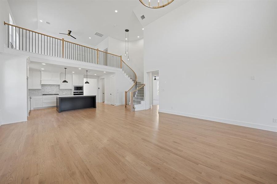 Spacious, unfurnished interior of a new home in Brookhollow West, Prosper (Image 29). Spacious, unfurnished interior of a new home in Brookhollow West, Prosper (Image 29).