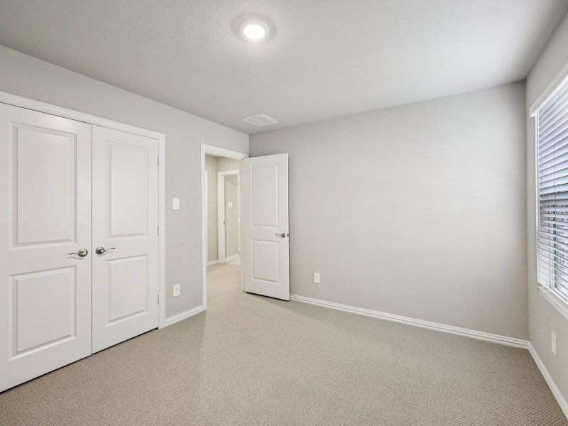 Spacious, unfurnished interior of a new home in Parks at Foster Crossing - Spring Series, Anna (Image 15). Spacious, unfurnished interior of a new home in Parks at Foster Crossing - Spring Series, Anna (Image 15).