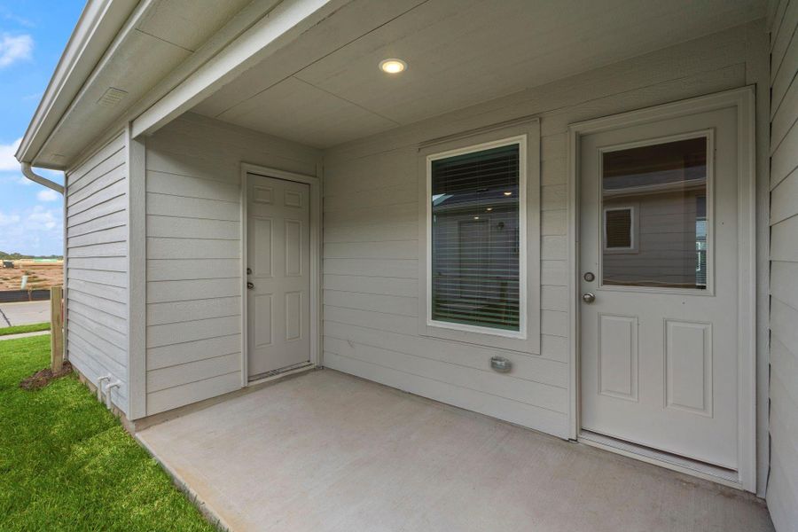 MODEL HOME images may NOT be consistent with the finished product.