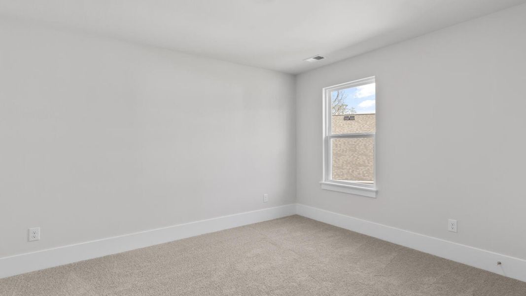 Spacious, unfurnished interior of a new home in Rolling Hills, Bolivia (Image 29).
