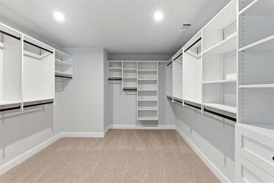 Spacious, unfurnished interior of a new home in Ford Landing, Acworth (Image 21).