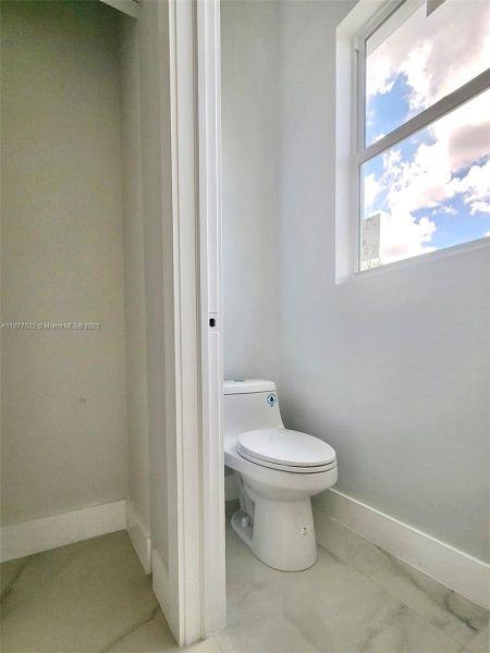 Private Toilet